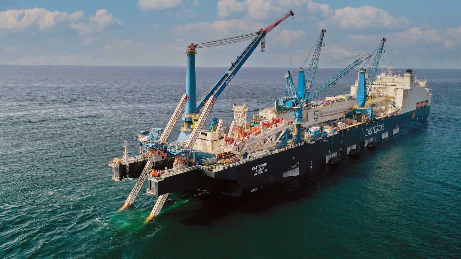 Heavy lift cargo