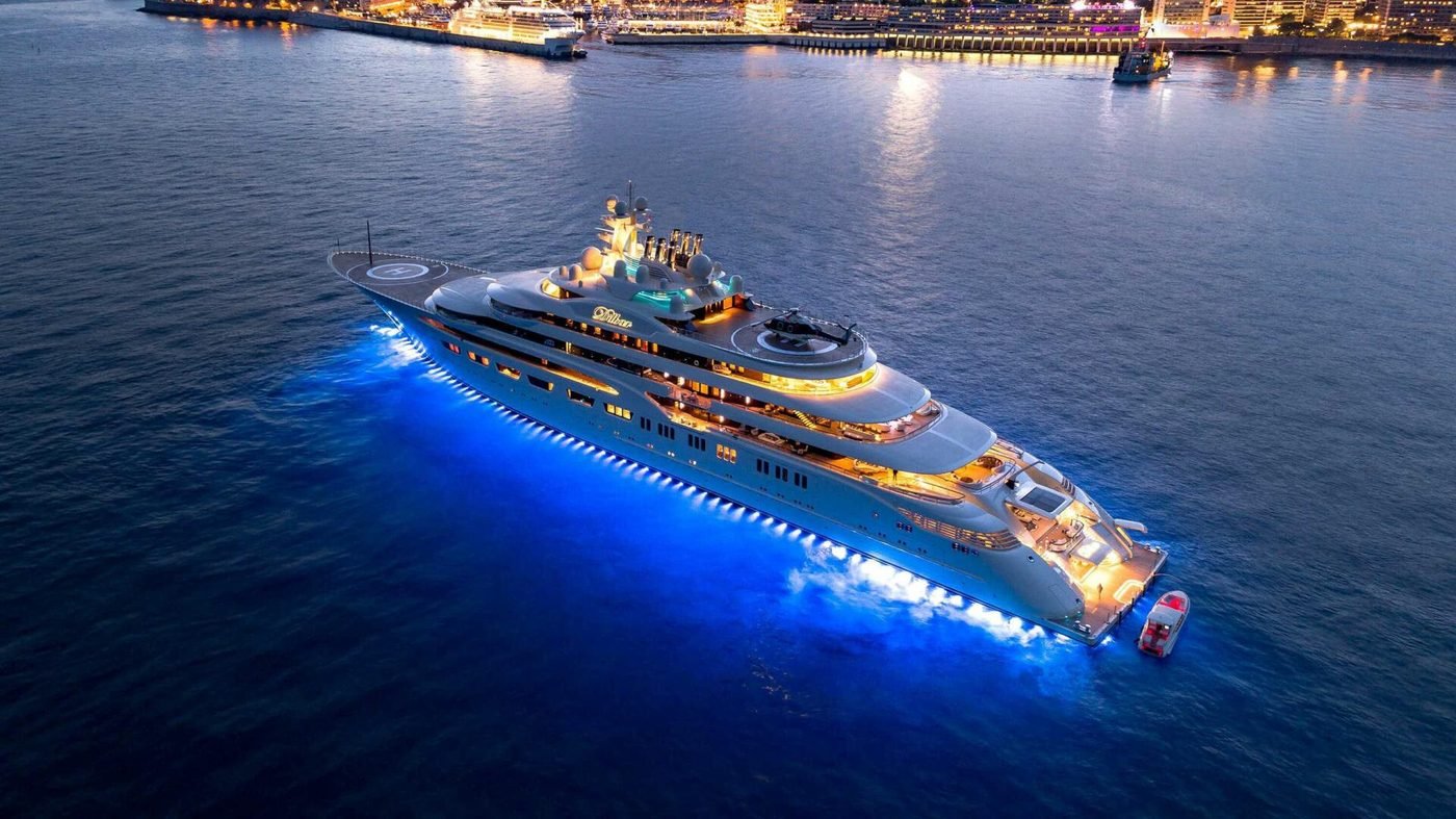 Super yacht